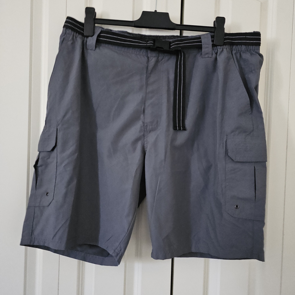 Surf Cove Men's Charcoal Cargo Shorts with Belt SZ 2XL